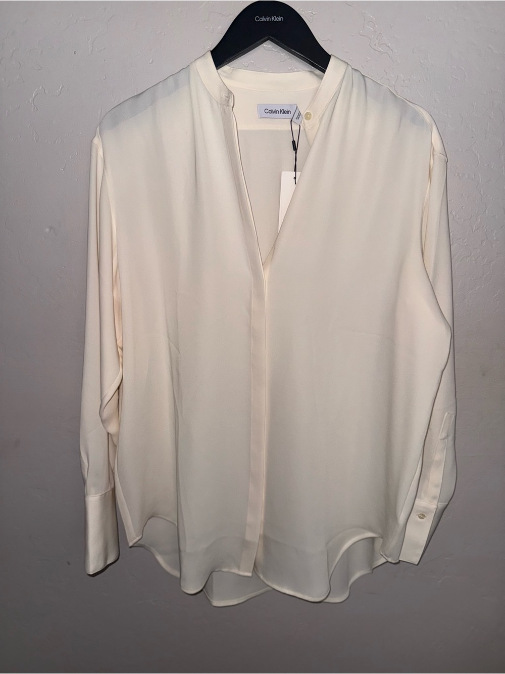 Calvin Klein Ivory Button-Front Long Sleeve Long Oversize Blouse